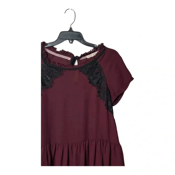 0382W. REWIND SHORT SLEEVE LACE/RUFFLES BLOUSE MAROON/BLACK IN‎ COLOR SIZE SMALL - Picture 2 of 9